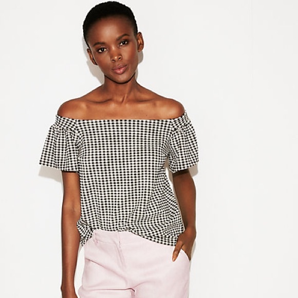 Gingham, off-the-shoulder, top! - Picture 3 of 5